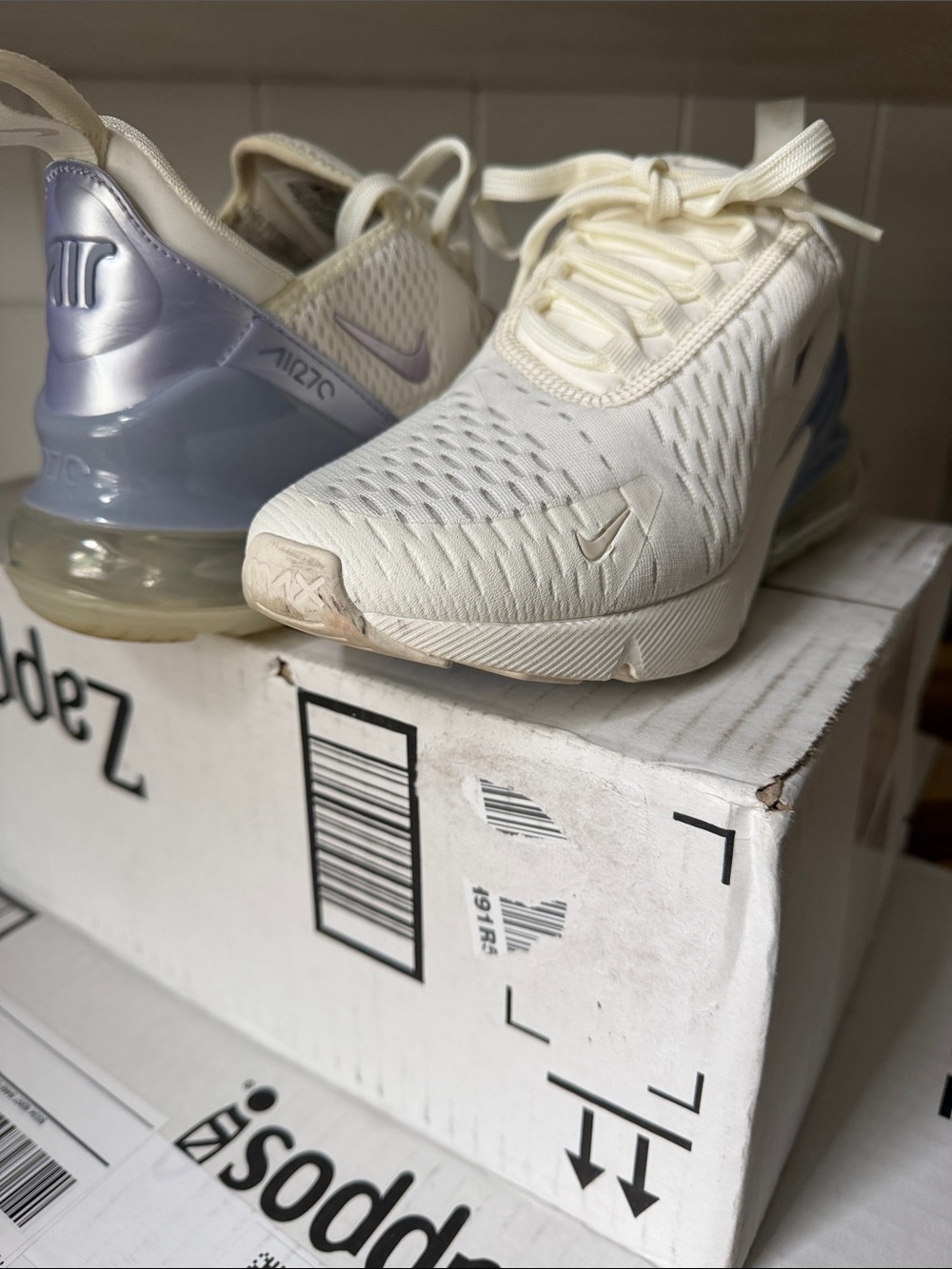 Nike Women's Cream and Light Purple Air Max Sneakers